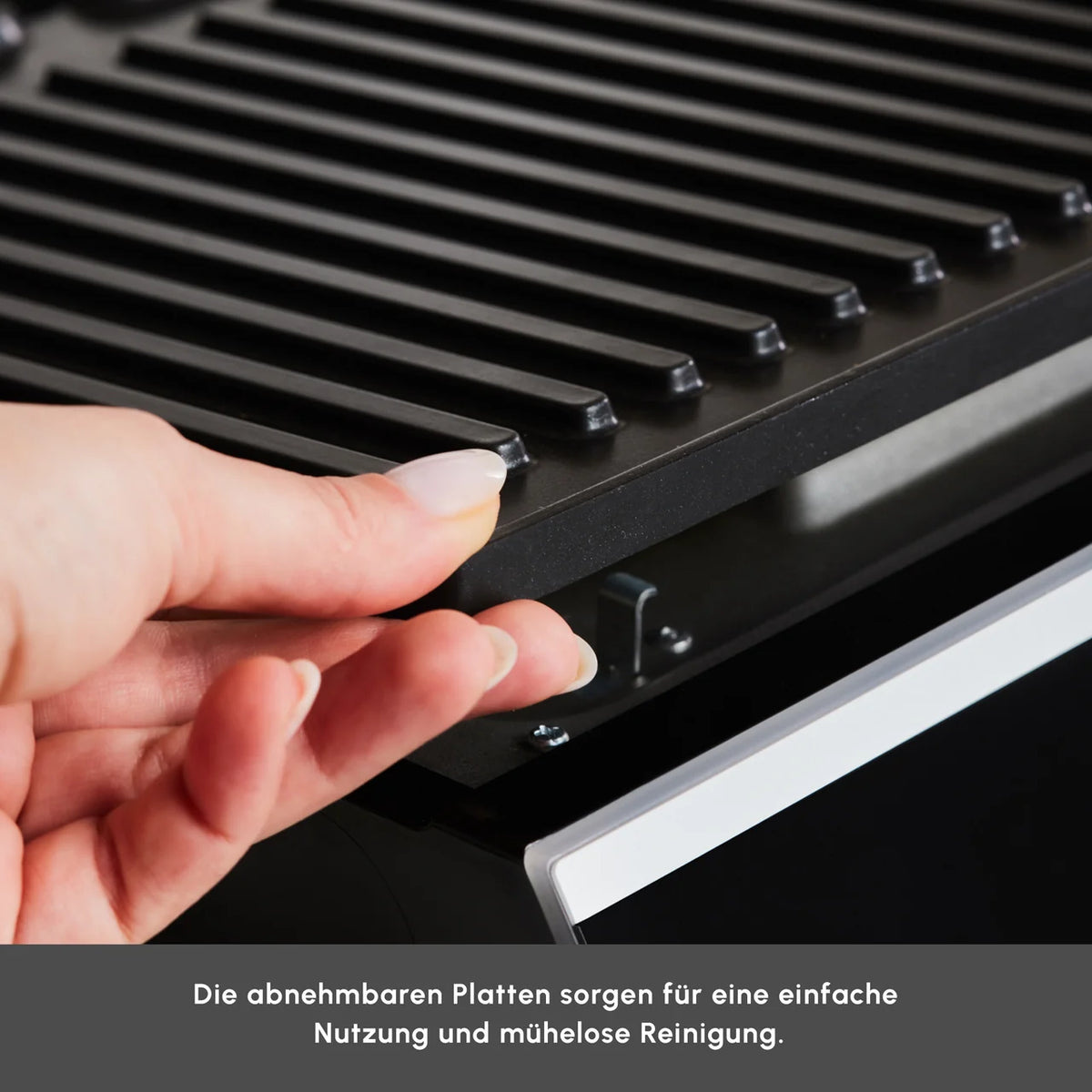 Karaca Nova Grill 6 Dilim Kapasiteli Inox Gövdeli Zaman Ayarlı Izgara ve Tost Makinesi 2000W