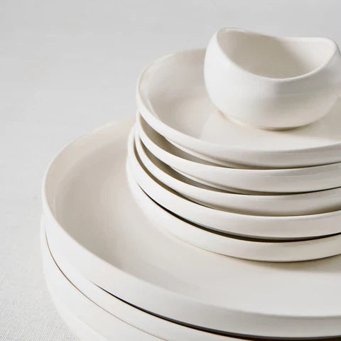 Karaca Bone China Olla 28 Parça 6 Kişilik Kahvaltı Seti, Beyaz