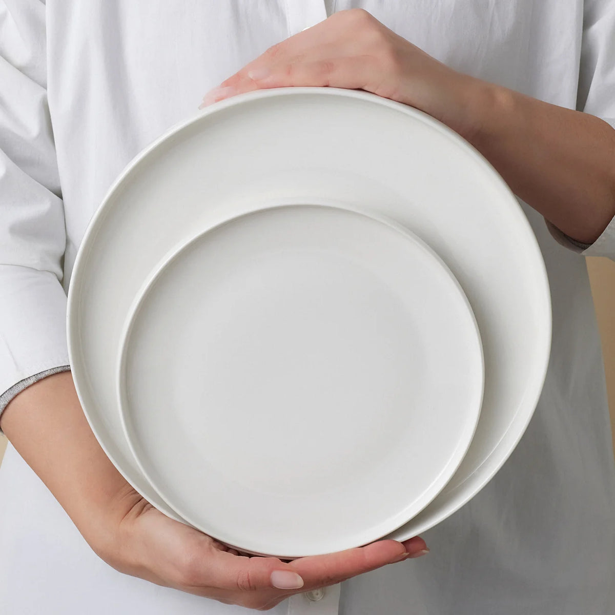 Karaca Stream Bone China Saturn 4 Kişilik 12 Parça Yemek Takımı, Beyaz