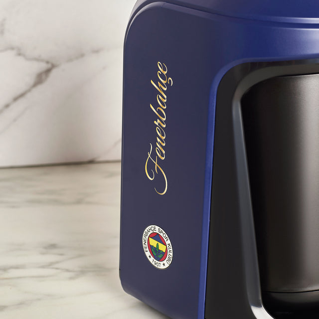 Karaca x Fenerbahçe – Lizenzierte Hatır Hüps-Kaffeemaschine für türkischen Milchkaffee mit Fanhymne