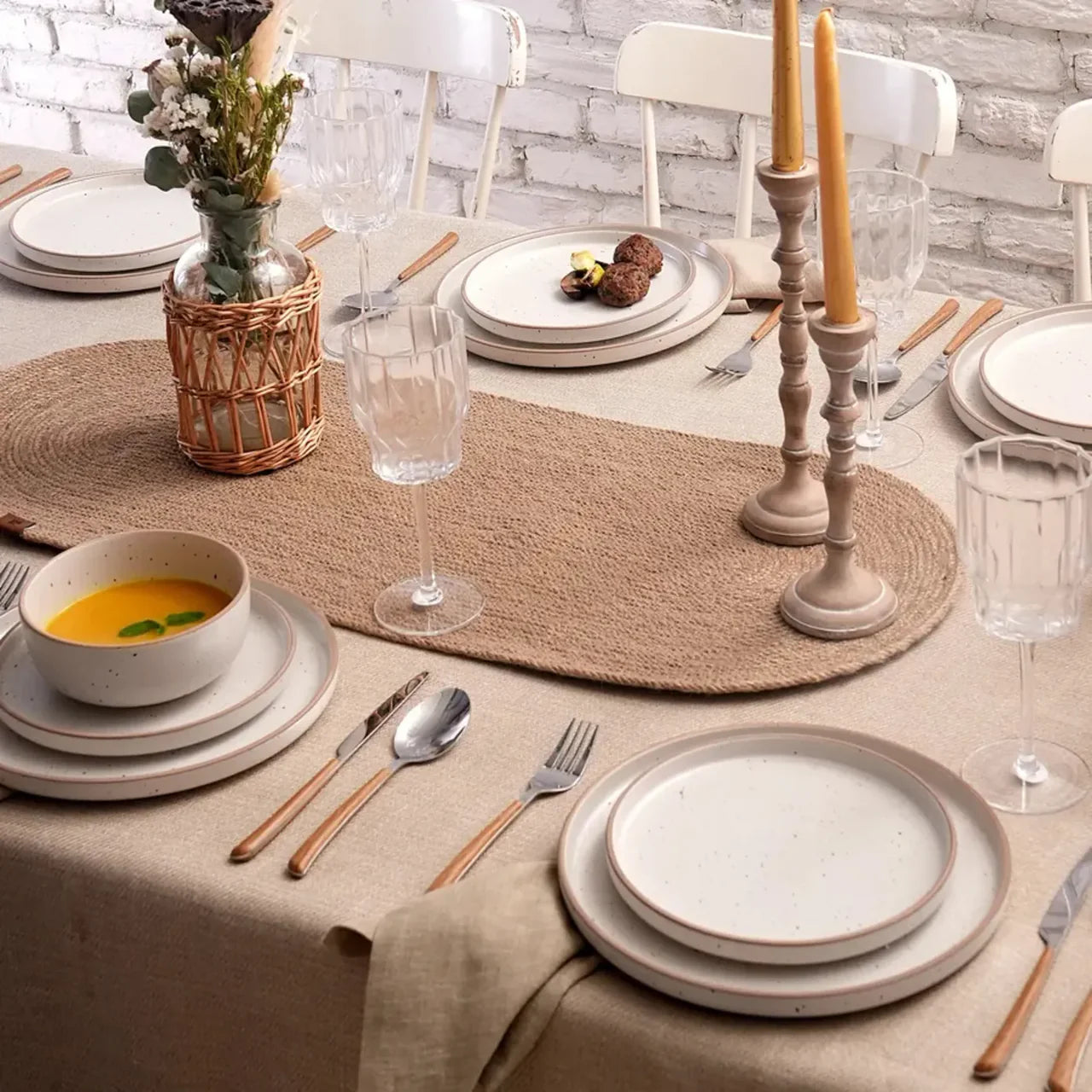 Karaca Chicago Dot 6-persoons servies, 18-delig, keramiek