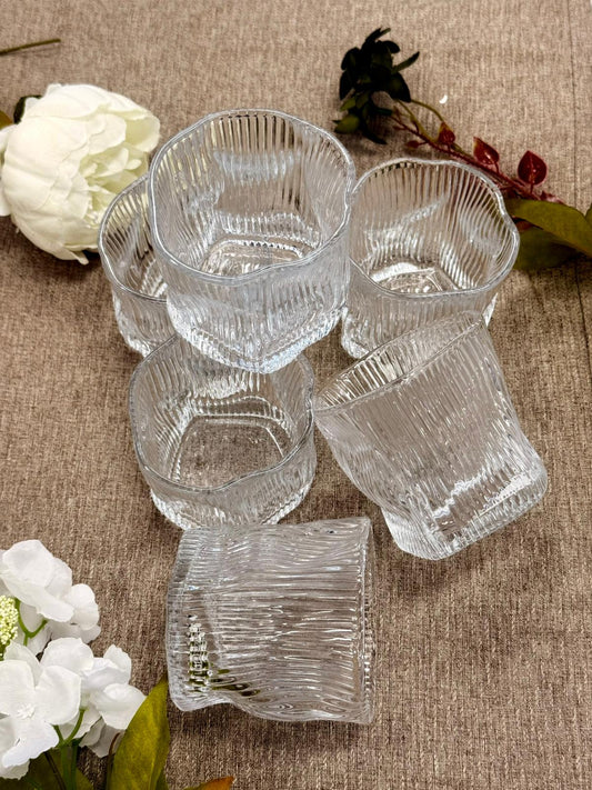 Kadoland Şık Dalgalı Cam Bardak Seti 6’lı / Elegante Golvende Glazen Set van 6