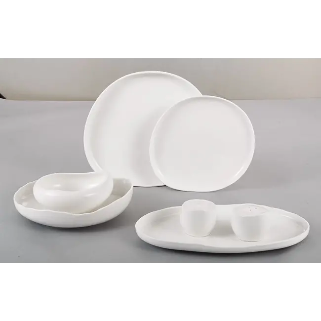 Bavary Capital Diner Set / 27 Delig voor 6 Personen / Wit