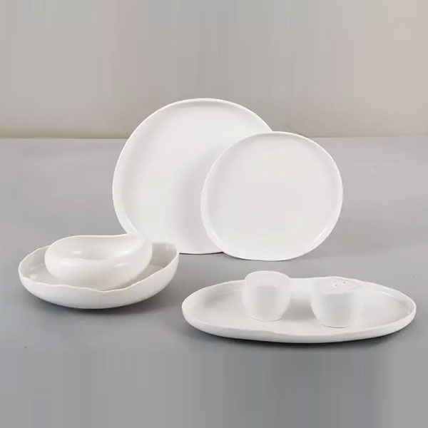 Bavary Capital Diner Set / 27 Delig voor 6 Personen / Wit