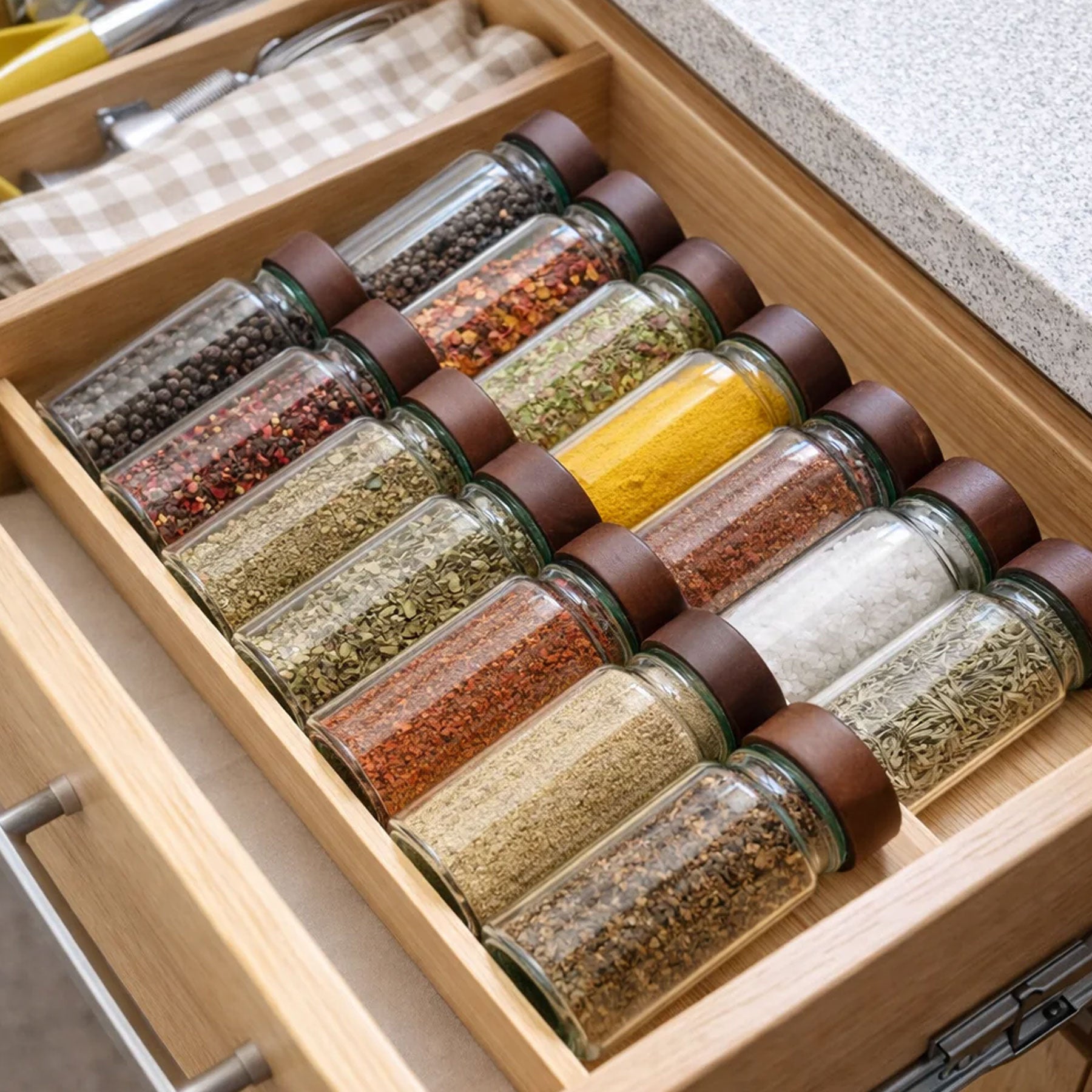 Bavary Gewürzständer – 12er-Set – Gläser mit Deckel – mit Holzständer