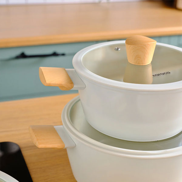 Ensemble de 7 casseroles Karaca Swiss Crystal Almond Cream, compatibles avec l'induction