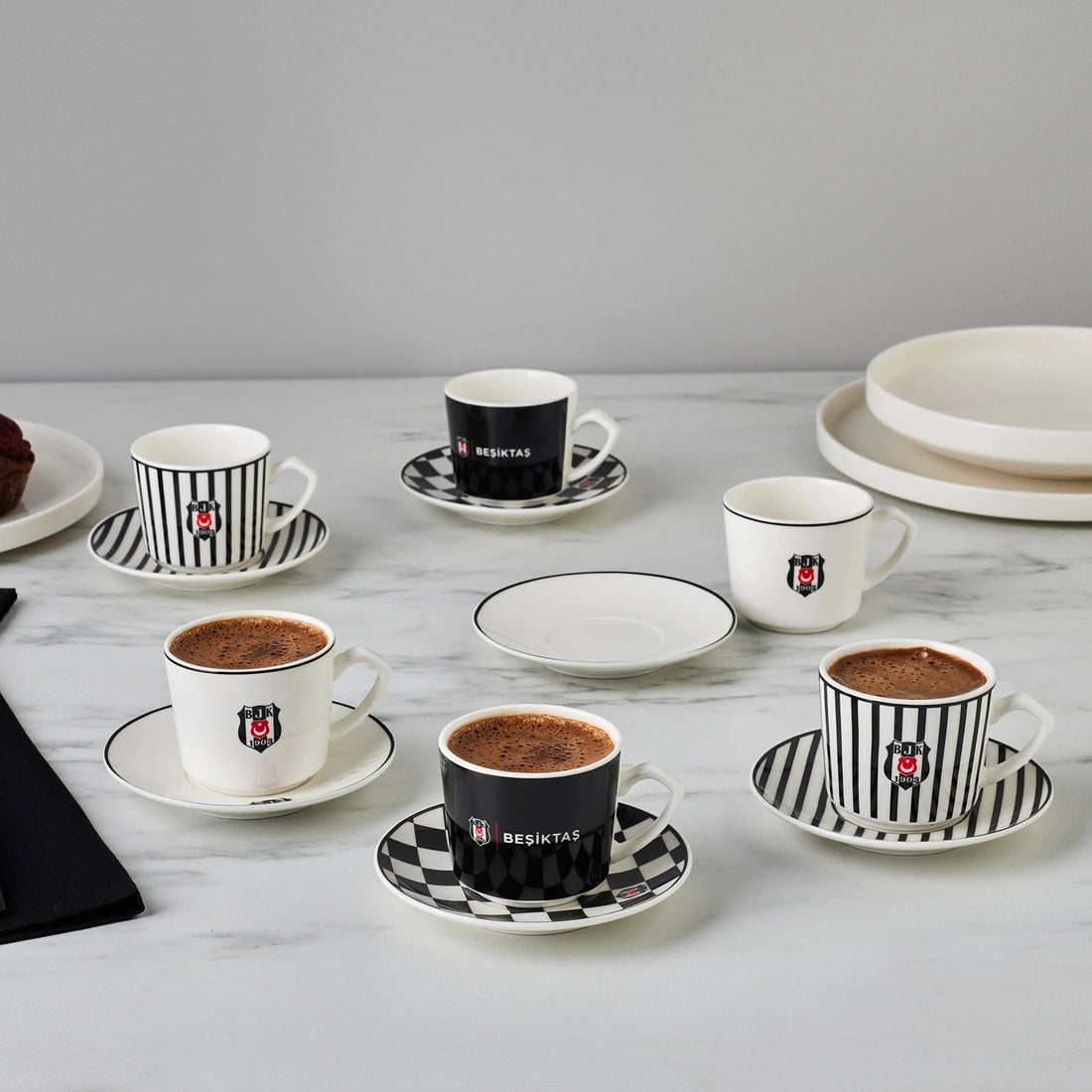 Karaca x Beşiktaş Lisanslı 6 Kişilik Kahve Fincan Takımı 80 ml