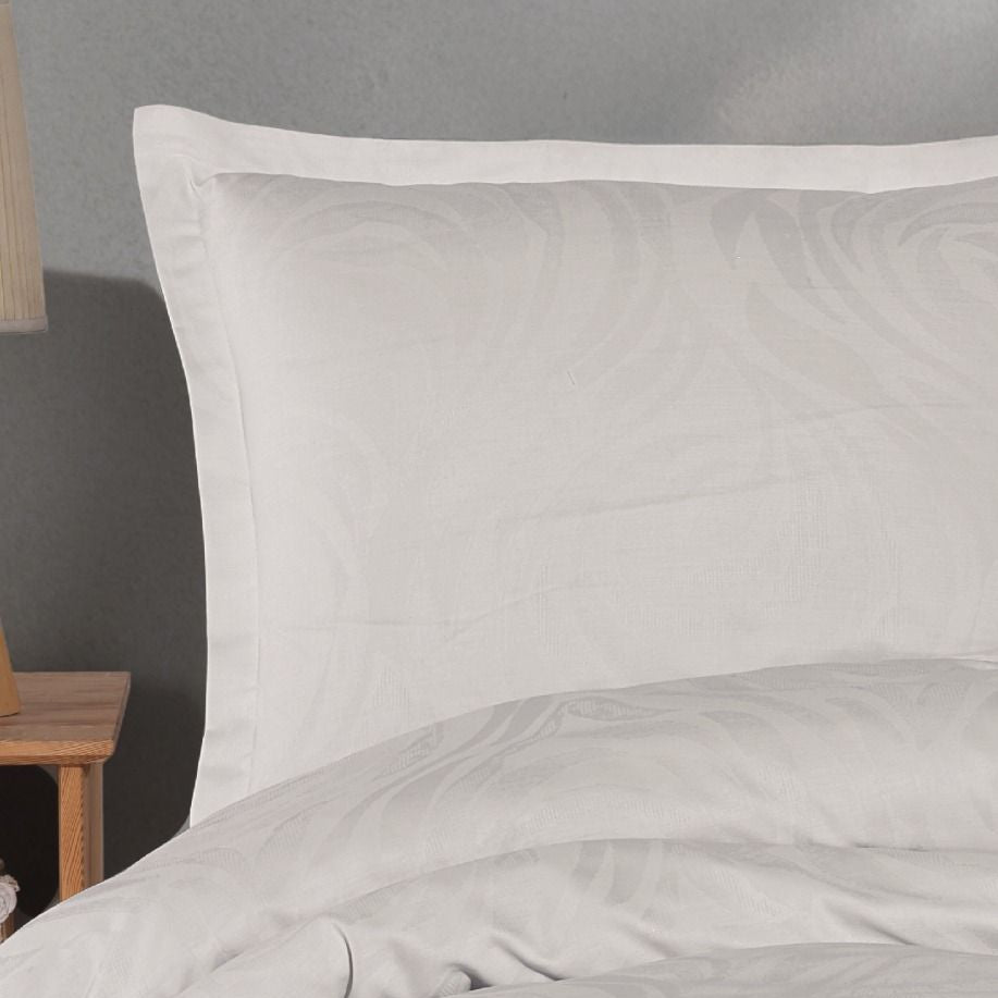 Lavella Miray Saten Nevresim Takımı Bej 200X220 cm 4 Parça