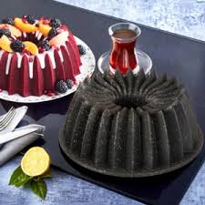 Bavary Lindo cakevorm met scherpe randen | Zwart.